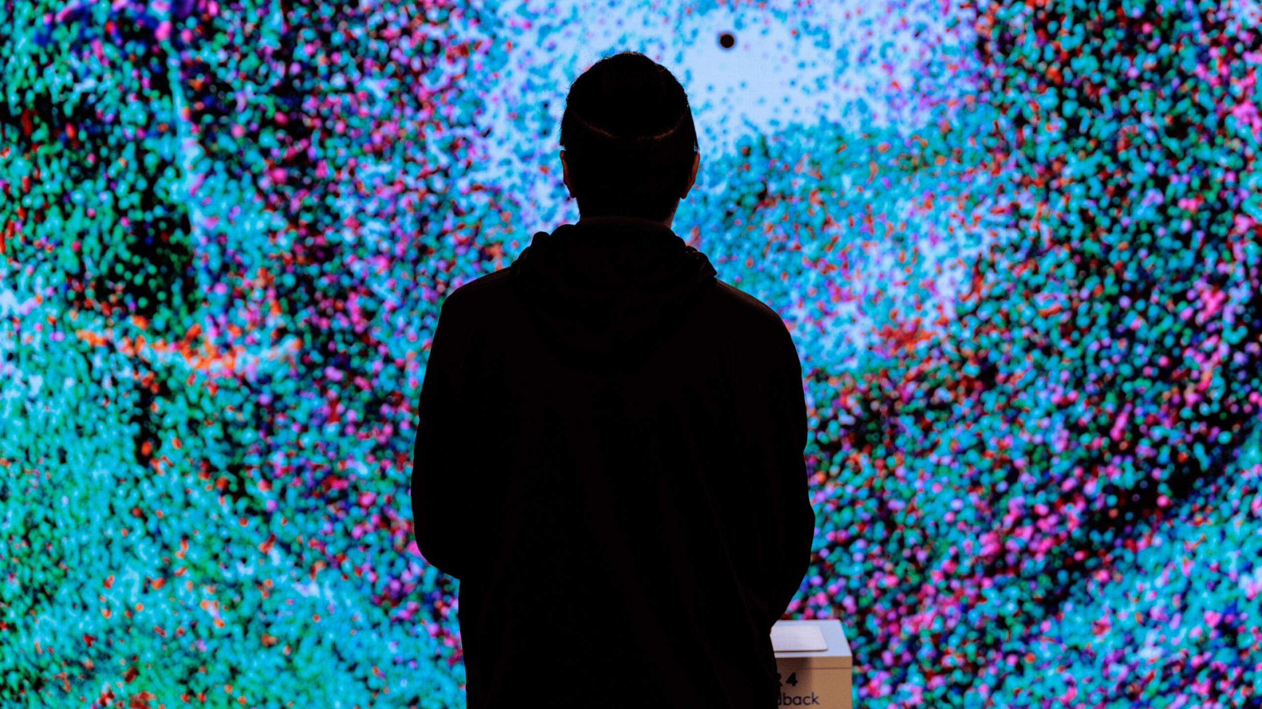 Nonoia-Studio-Logitech-MX-Master4-Interactive-Brand-Installation-2025__001-web Nonoia-Studio-Logitech-MX-Master4-Interactive-Brand-Installation-2025__001-web